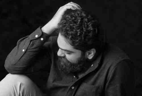 دانلود آهنگ علی زند وکیلی لحظه شیرین دانلود آهنگ علی زند وکیلی لحظه شیرین