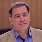 دانلود آهنگ عدنان کریم خوم به قوربان سوخمه ی کونی وک میخک‌ بند دروا بونی