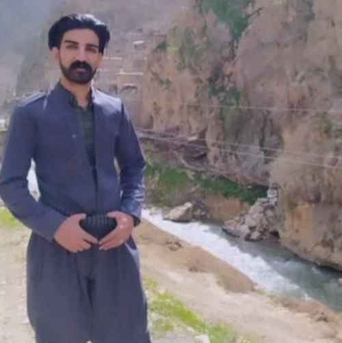 دانلود آهنگ میلاد غلامی ۳ هیچ