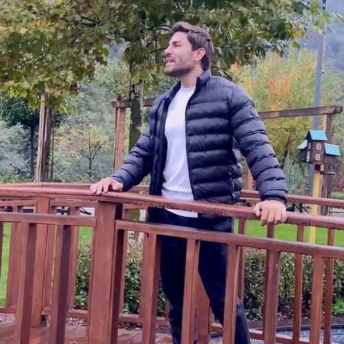 دانلود آهنگ رضا ملک زاده نازکتر از گل دانلود آهنگ رضا ملک زاده نازکتر از گل