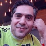 دانلود آهنگ مانی رهنما با خودم میرقصم میون تاریکی