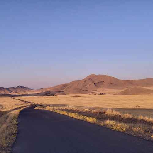 دانلود آهنگ من دلم شکسته از خیلیا آخه پس روزای خوب کی میاد