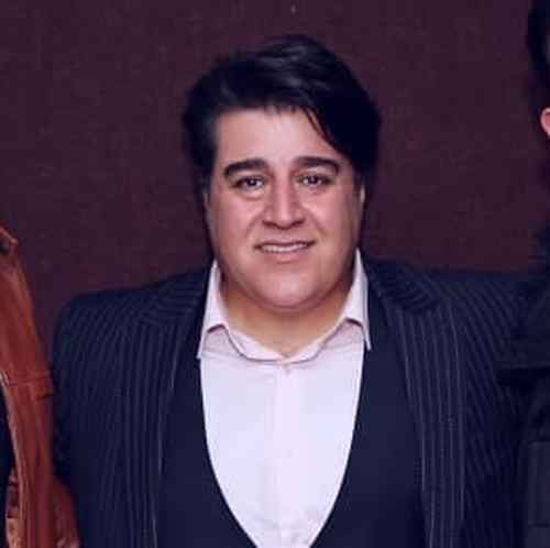 دانلود آهنگ مهدی یغمایی سخت دل دادی به ما و ساده دل برداشتی