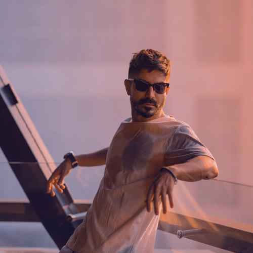 دانلود آهنگ مسعود روح نیکان ۸۱۸