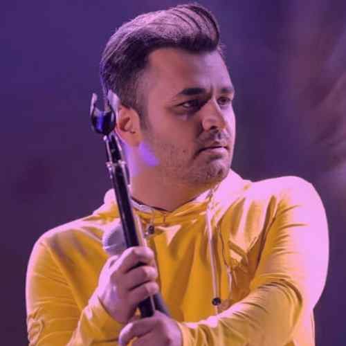 دانلود آهنگ میزنه باد توی موهات دلم میخواد صبح تا شب فقط نگات کنم