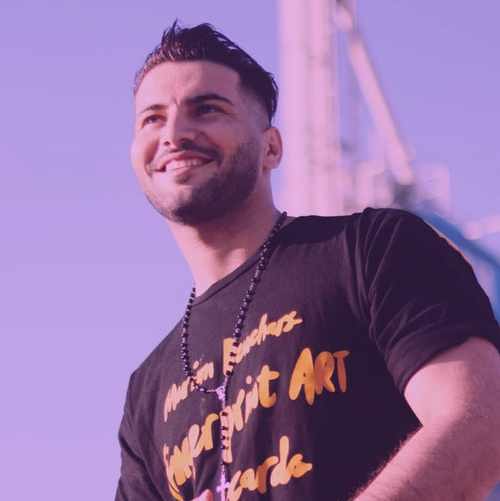دانلود آهنگ کیوان و پیام عباسی کاسب دانلود آهنگ کیوان و پیام عباسی کاسب