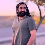 دانلود آهنگ توی شهر جنگه سر چشای خوش رنگت