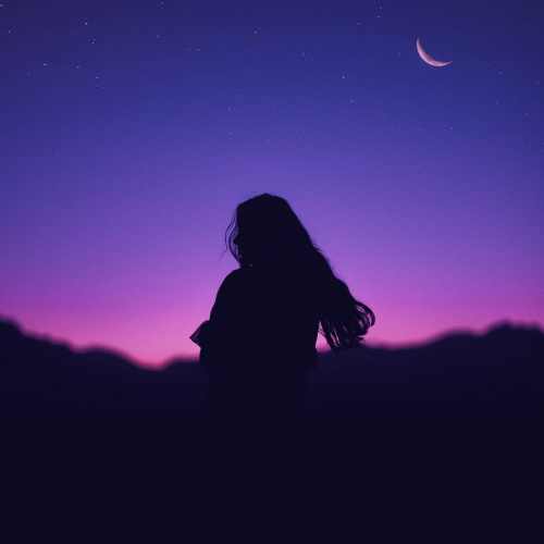 دانلود اهنگ ای قمر شب تارم تنها تو موندی کنارم