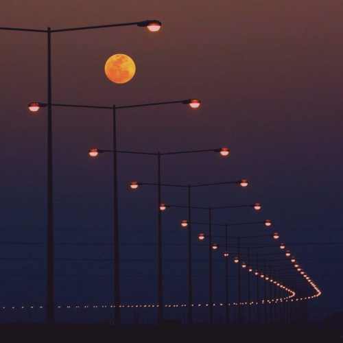 دانلود آهنگ یکی بود یکی نبود یکی عاشق یکی حسود
