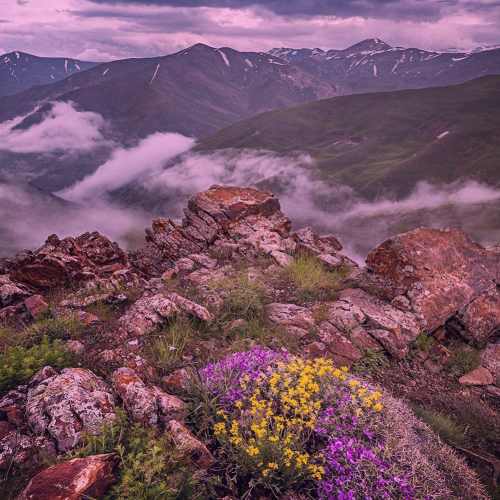 دانلود آهنگ علی دوستدار آذربایجان قیزلاری