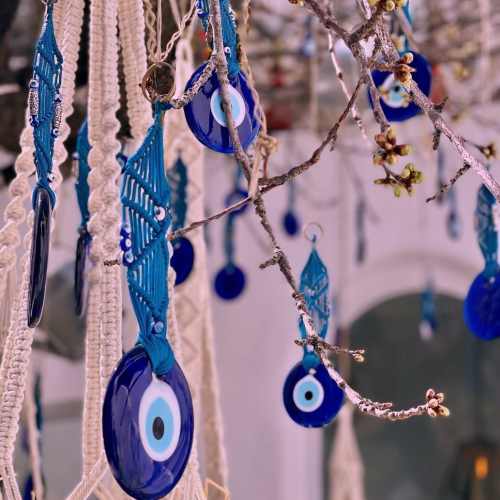 دانلود آهنگ هنوزم چشمای تو مثل شبای پرستارس