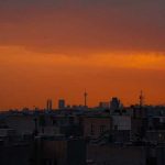 آهنگ هم سن و سالام همشان هستن دنبال عشق و حال