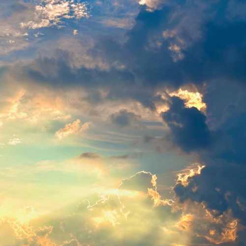 دانلود اهنگ ﻗﺴﻢ ﺑﻪ ﻣﻬﺮ ﻣﺎدری ﻗﺴﻢ ﺑﻪ درد
